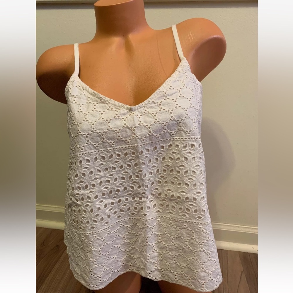 Hollister Eyelet Cami Top Size Medium Antique White NEW